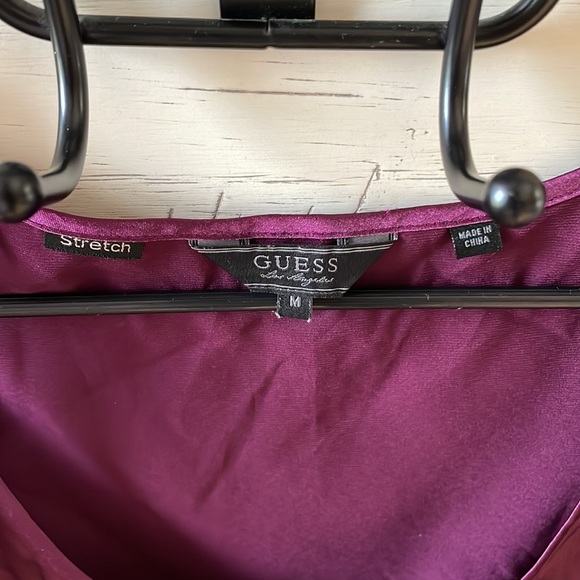 Guess purple Top - Picture 3 of 6